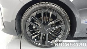 Kia K8 Signature Black 2025 года из Южной Кореи