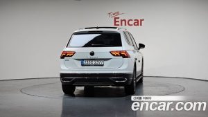 Volkswagen Tiguan 2.0 TSI Prestige 2022 года из Южной Кореи