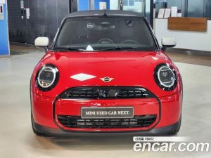 Mini Cooper Convertible CLASSIC 2025 года из Южной Кореи