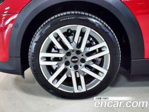 Mini Cooper Convertible CLASSIC 2025 года из Южной Кореи