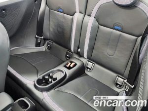 Mini Cooper Convertible CLASSIC 2025 года из Южной Кореи