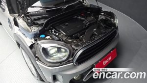 Mini Countryman CLASSIC Plus COMFORT PACK 2023 года из Южной Кореи