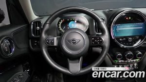 Mini Countryman CLASSIC Plus COMFORT PACK 2023 года из Южной Кореи