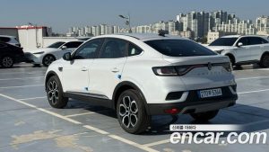 Renault-KoreaSamsung Arkana 1.6 GTe Iconic 2026 года из Южной Кореи