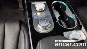 Genesis GV80 2.5T Бензин 2WD 2025 года из Южной Кореи