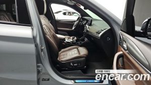 BMW X4 xDrive20i M Sport 2023 года из Южной Кореи