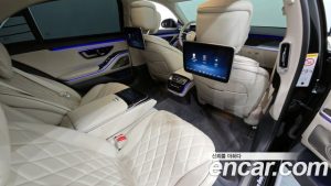 Mercedes-Benz S-Class S500L 4MATIC 2023 года из Южной Кореи