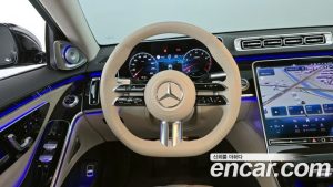 Mercedes-Benz S-Class S500L 4MATIC 2023 года из Южной Кореи