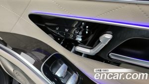 Mercedes-Benz S-Class S500L 4MATIC 2023 года из Южной Кореи
