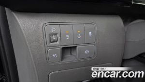 Hyundai Staria 4WD Lounge 9-Seater 2025 года из Южной Кореи