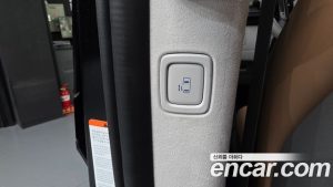Hyundai Staria 4WD Lounge 9-Seater 2025 года из Южной Кореи