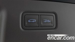 Hyundai Staria 4WD Lounge 9-Seater 2025 года из Южной Кореи