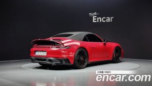 Porsche 911 CARRERA 4 GTS Cabriolet 2022 года из Южной Кореи
