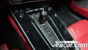 Porsche 911 CARRERA 4 GTS Cabriolet 2022 года из Южной Кореи