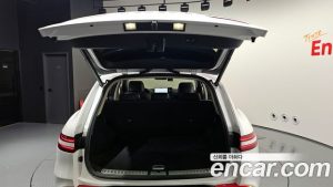 Genesis GV70 2.5T Бензин AWD 2024 года из Южной Кореи