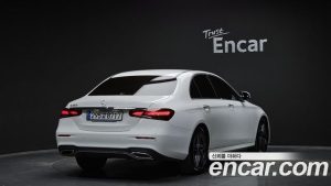 Mercedes-Benz E-Class E250 AMG Line 2023 года из Южной Кореи