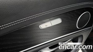 Mercedes-Benz E-Class E250 AMG Line 2023 года из Южной Кореи