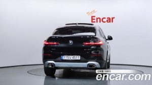 BMW X4 xDrive20i xLine 2024 года из Южной Кореи