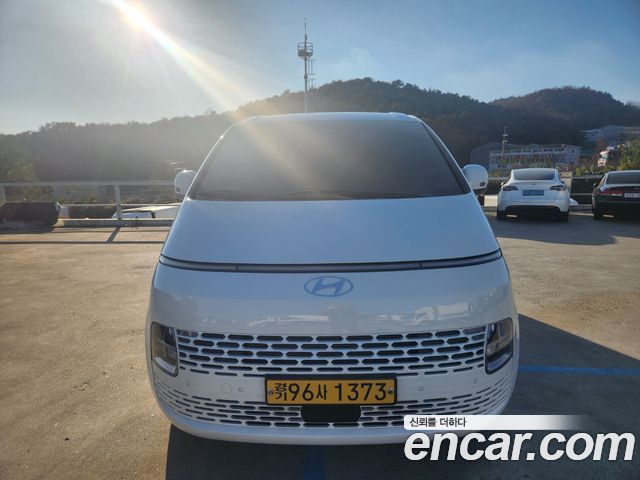 Hyundai Staria L3.5 Wagon 3Door 2025 года из Кореи