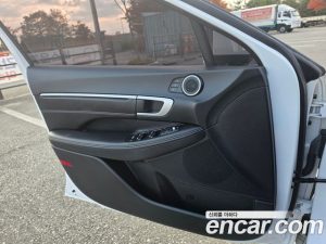 Hyundai Sonata 1.6 Turbo 2024 года из Южной Кореи