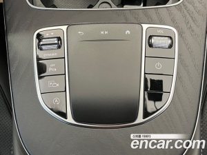 Mercedes-Benz CLS-Class CLS300d 4MATIC 2023 года из Южной Кореи