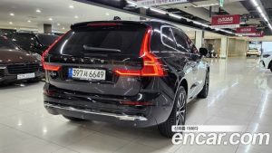 Volvo XC60 B5 ULTIMATE Bright 2024 года из Южной Кореи