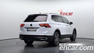 Volkswagen Tiguan 2.0 TSI Prestige 2022 года из Южной Кореи