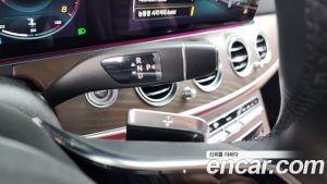 Mercedes-Benz E-Class E250 Exclusive 2023 года из Южной Кореи