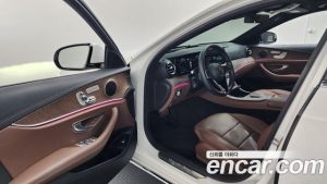 Mercedes-Benz E-Class E250 Exclusive 2023 года из Южной Кореи