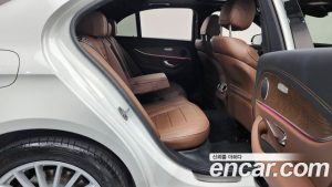 Mercedes-Benz E-Class E250 Exclusive 2023 года из Южной Кореи