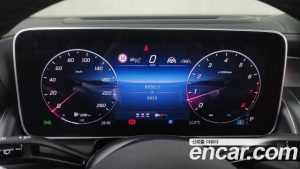 Mercedes-Benz GLC-Class GLC300 4MATIC AMG Line 2025 года из Южной Кореи