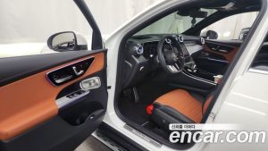 Mercedes-Benz GLC-Class GLC300 4MATIC AMG Line 2025 года из Южной Кореи