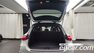 Mercedes-Benz GLC-Class GLC300 4MATIC AMG Line 2025 года из Южной Кореи