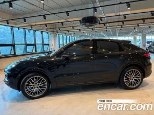 Porsche Cayenne 3.0 Coupe 2023 года из Южной Кореи