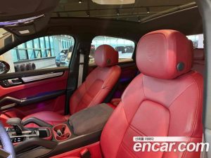 Porsche Cayenne 3.0 Coupe 2023 года из Южной Кореи