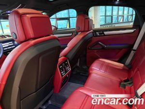Porsche Cayenne 3.0 Coupe 2023 года из Южной Кореи