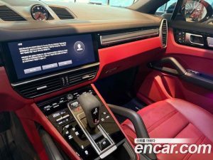 Porsche Cayenne 3.0 Coupe 2023 года из Южной Кореи