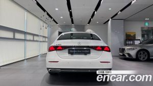 Mercedes-Benz E-Class E200 Avantgarde 2025 года из Южной Кореи