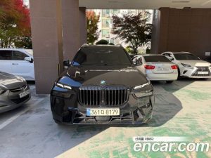 BMW X7 xDrive 40i M Sport 6 2024 года из Южной Кореи