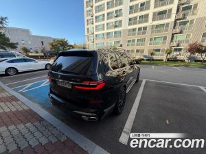 BMW X7 xDrive 40i M Sport 6 2024 года из Южной Кореи