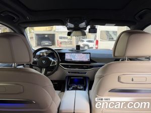BMW X7 xDrive 40i M Sport 6 2024 года из Южной Кореи