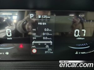 Hyundai Staria Tourer 9-Seater 2025 года из Южной Кореи