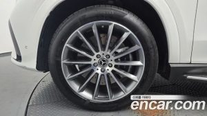 Mercedes-Benz GLE-Class GLE450 4MATIC 2025 года из Южной Кореи
