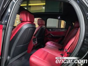 Porsche Cayenne 3.0 Coupe 2023 года из Южной Кореи