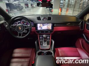Porsche Cayenne 3.0 Coupe 2023 года из Южной Кореи