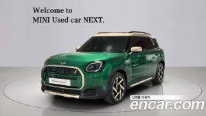Mini Countryman ALL4 SE Favoured 2025 года из Южной Кореи