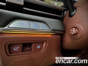 Genesis GV80 2.5T Бензин AWD 2024 года из Южной Кореи