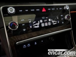 Genesis GV80 2.5T Бензин AWD 2024 года из Южной Кореи