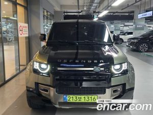 Land Rover Defender 110 P400 X 2024 года из Южной Кореи