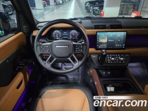 Land Rover Defender 110 P400 X 2024 года из Южной Кореи